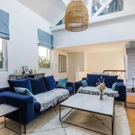 Daire Comme Une Maison Au Coeur Des Batignolles Paris