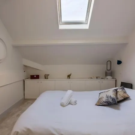 Comme Une Maison Au Coeur Des Batignolles Daire Paris